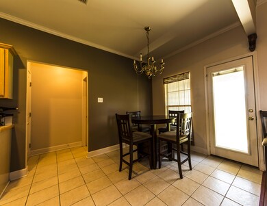 Dining Area 1