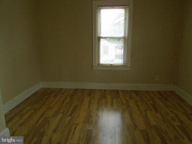 705 Larchmont Ave, Capitol Heights, MD 20743 - photo 5