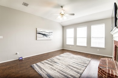 1425 Gatlinburg Cir, Desoto, TX 75115 - photo 7