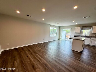 1553 Sayer Rd NE, Bolivia, NC 28422 - photo 3