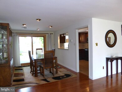 1143 Emerald Ave, Lansdale, PA 19446 - photo 4