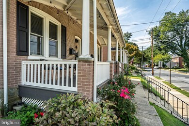 134 W Pennsylvania Ave, Downingtown, PA 19335 - photo 4