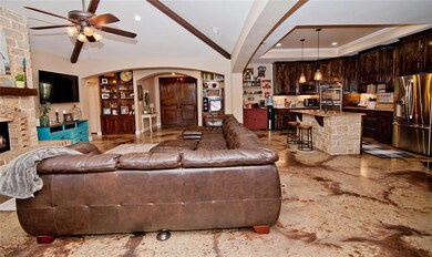 147 Horse Whisperer Ct, Decatur, TX 76234 - photo 6