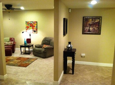 LIVING ROOM/KITCHEN ENTRY