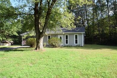 217 Ravenwood Ct, King, NC 27021 - photo 2