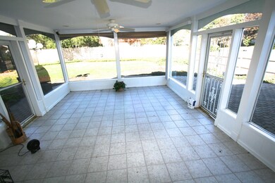3 Season room
