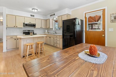 2128 Forest Park Rd, Overgaard (6)
