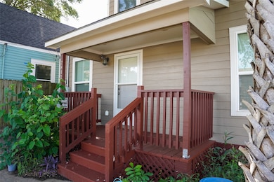 2812 Avenue M unit 1, Galveston, TX 77550 - photo 3