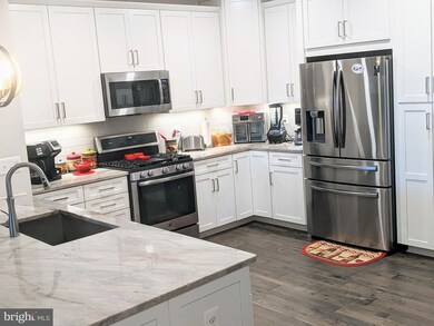 21022 Rocky Knoll Square unit 205, Ashburn, VA 20147 - photo 3