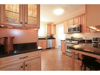 152 S Chandler Ave, Elmhurst, IL 60126 - photo 5