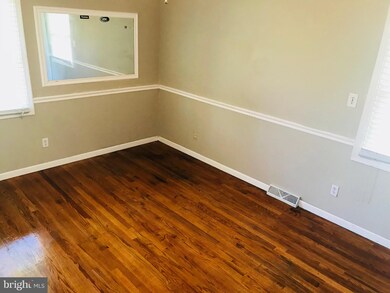 44156 Saint Andrews Ln, California, MD 20619 - photo 4