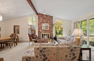 33 Sherwood Ln, East Hampton, NY 11937 - photo 5