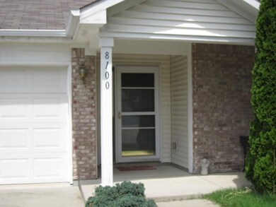 8100 Melbourne Ln, Avon, IN 46123 - photo 3