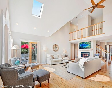 25 Old Dunhams Corner Way, Edgartown, MA 02539 - photo 3