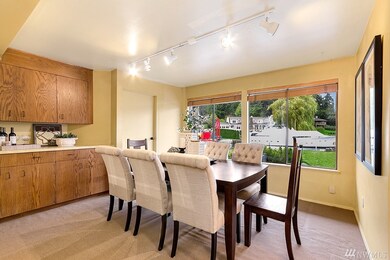 8586 Hunts Point Ln, Hunts Point, WA 98004 - photo 4