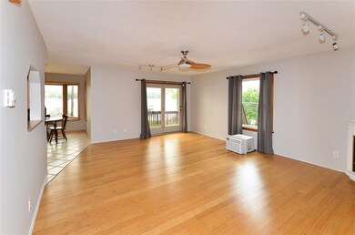 Huge family room! Beautiful view of the lake.