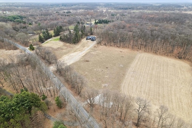 10265 Island Lake Rd, Dexter, MI 48130 - photo 2