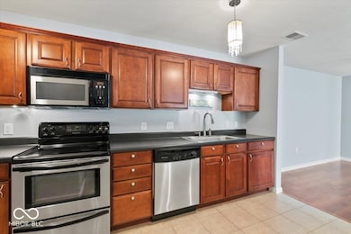 4933 Opal Ridge Ln unit 102, Indianapolis, IN 46237 - photo 4