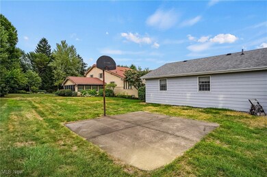 1402 Clinton St, Niles, OH 44446 - photo 7