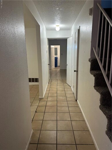 1133 Clydesdale Ln, Virginia Beach, VA 23464 - photo 4