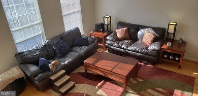 2480 Clover Field Cir, Herndon, VA 20171 - photo 7