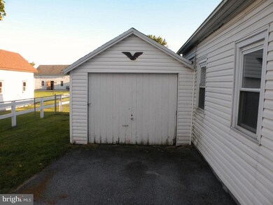 510 E Main Ave, Myerstown, PA 17067 - photo 2