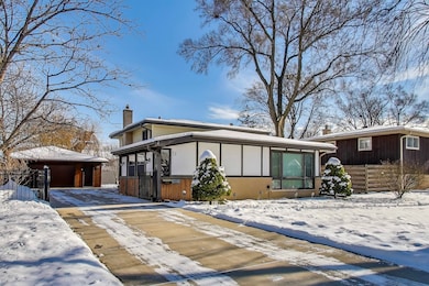 51 James Ct, Glenview, IL 60025 - photo 3