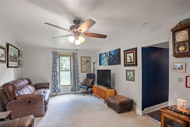 4108 SW 12th St, Des Moines, IA 50315 - photo 4