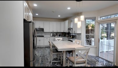 46 Pin Oak Dr, North Brunswick, NJ 08902 - photo 5