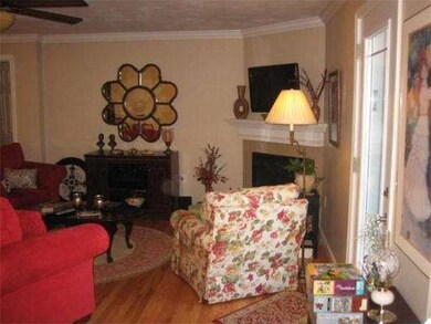 216 Reservoir St unit 207, Holden, MA 01520 - photo 4