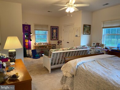 7256 Greenwich Rd unit C, Nokesville, VA 20181 - photo 5