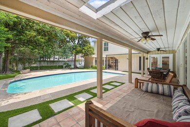 331 Tealwood Dr, Houston, TX 77024 - photo 2