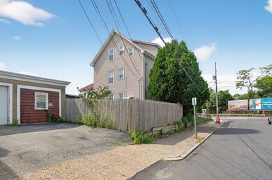 167 Lonsdale Ave, Pawtucket, RI 02860 - photo 3