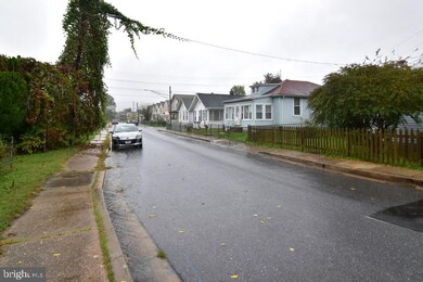 113 Center St, Dundalk, MD 21222 - photo 4