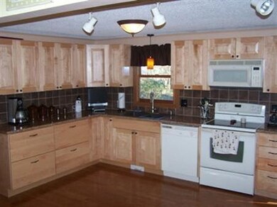 1001 State Rd, Vineyard Haven, MA 02568 - photo 6