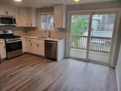 17 Corrigan Way unit 2, Lowell, MA 01852 - photo 2