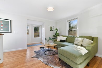 51 Smith St unit 51, Arlington, MA 02476 - photo 4