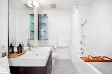 50 Pine St unit PH 12S, New York, NY 10005 - photo 5