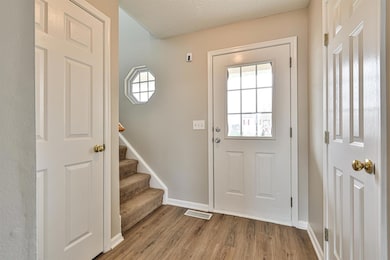 8-Foyer-2