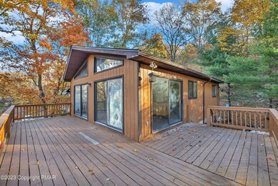 5190 Minks Pond Rd, Bushkill, PA 18324 - photo 3