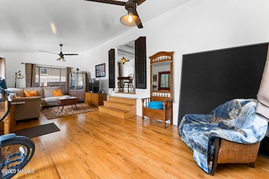 103 San Carlos