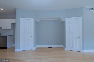 992 Macdade Blvd, Lansdowne, PA 19050 - photo 2