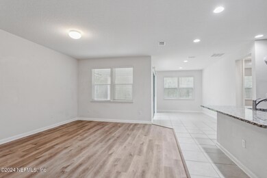 2965 Alpin Dr, Jacksonville, FL 32218 - photo 4