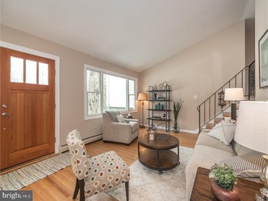 2217 Carol Ln, Norristown, PA 19401 - photo 6