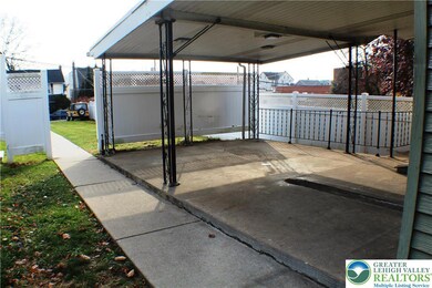 38 E Susquehanna St, Allentown, PA 18103 - photo 5