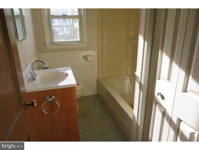 213 Greenwich Ave, Paulsboro, NJ 08066 - photo 3