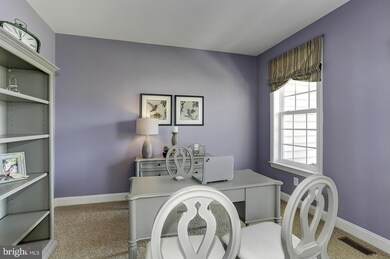 19122 Red Maple Dr, Hagerstown, MD 21742 - photo 5