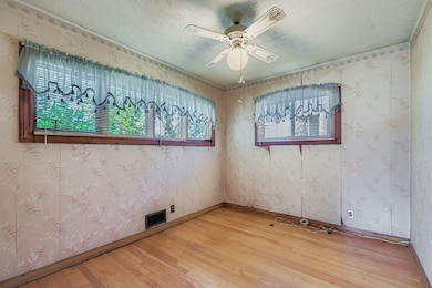 4857 S Lorel Ave, Chicago, IL 60638 - photo 6