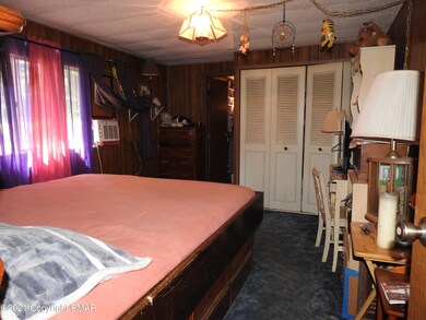 8623 Rextown Rd, Slatington, PA 18080 - photo 7