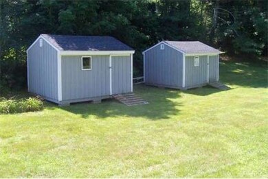 843 Plymouth St, Middleboro, MA 02346 - photo 4